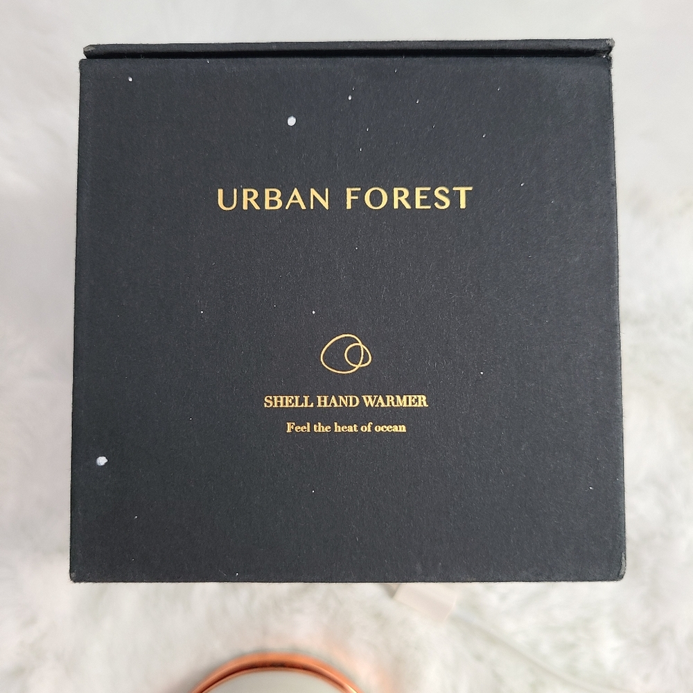 Unique Compact Mirror & Hand warmer - Picture 7 of 8